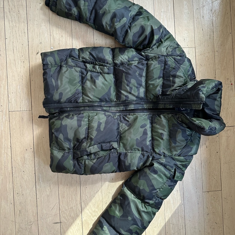 S13 Brand 
Boy's Camo-Print Down-Blend Jacket size 12